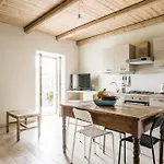 아파트 La Casa Di Roby-1 Con Piscina