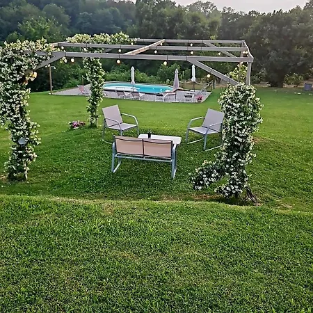 La Casa Di Roby-1 Con Piscina * La Morra